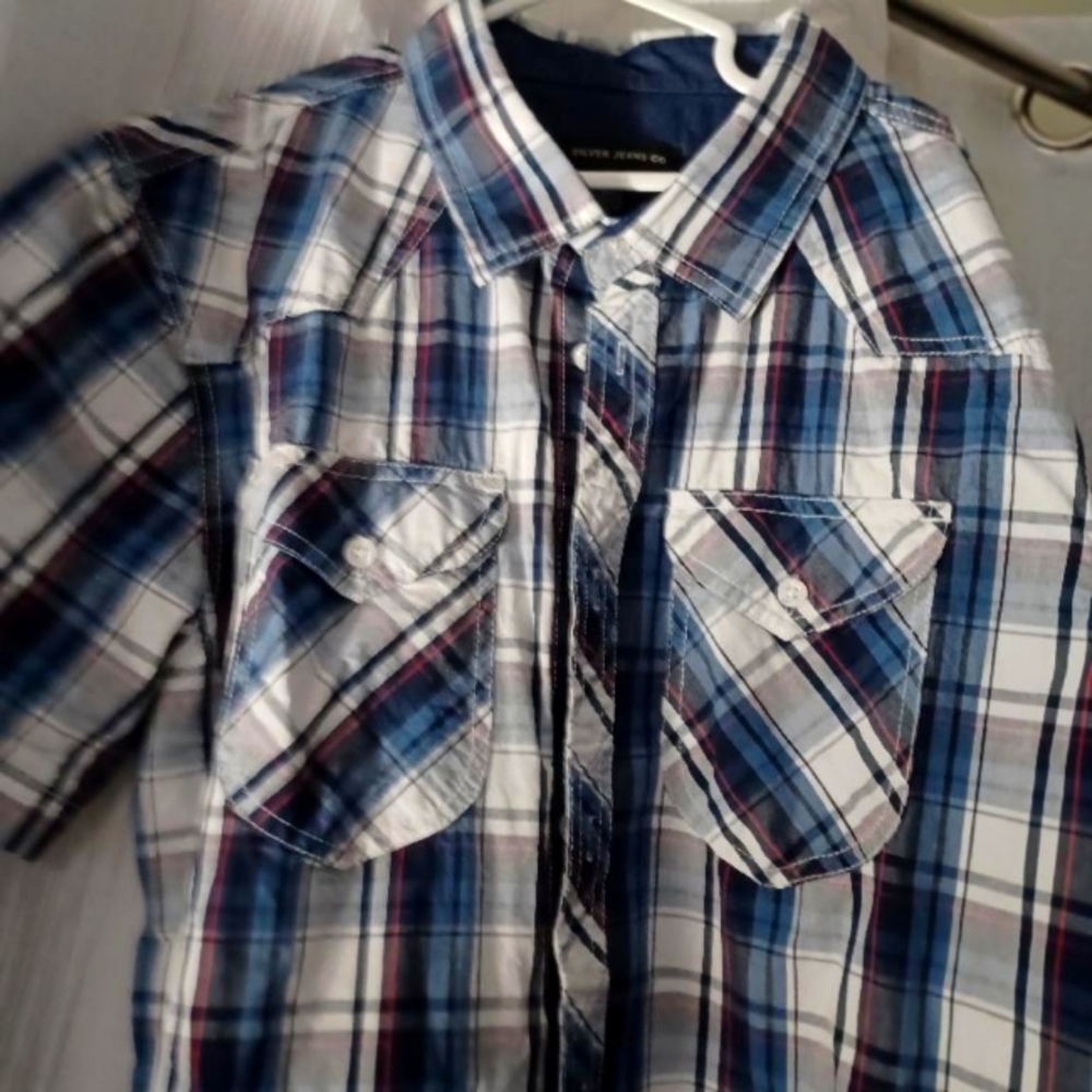 SILVER JEANS BUTTON UP SHORT Sle  SHIRT